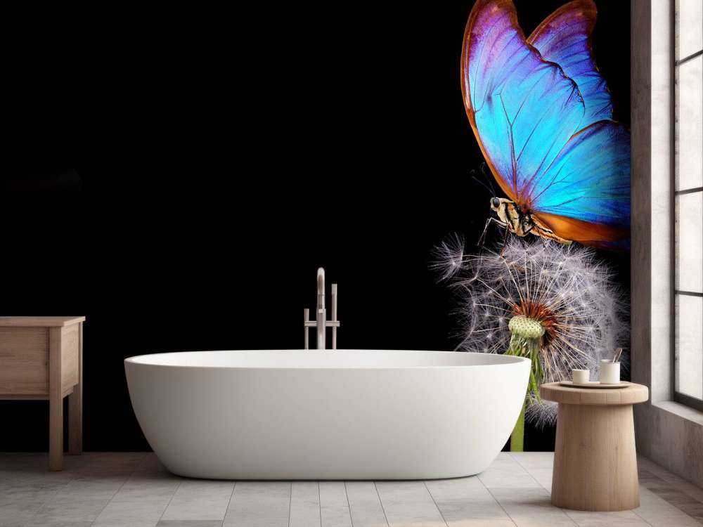 Papillon bleu sur un pissenlit