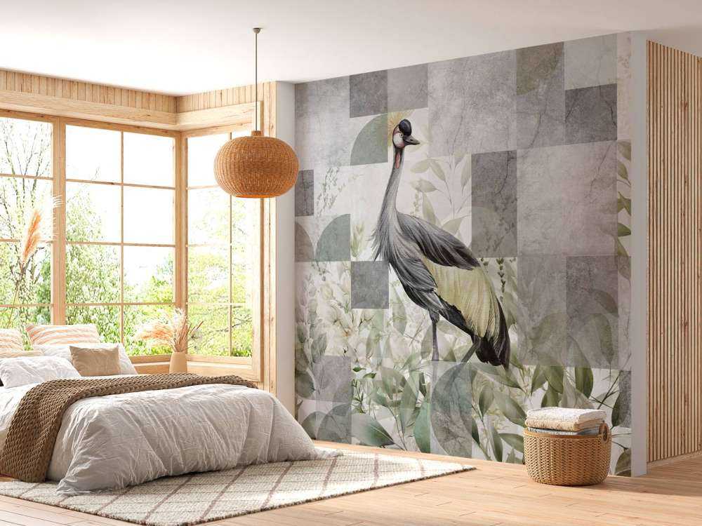 Grue parmi les feuilles