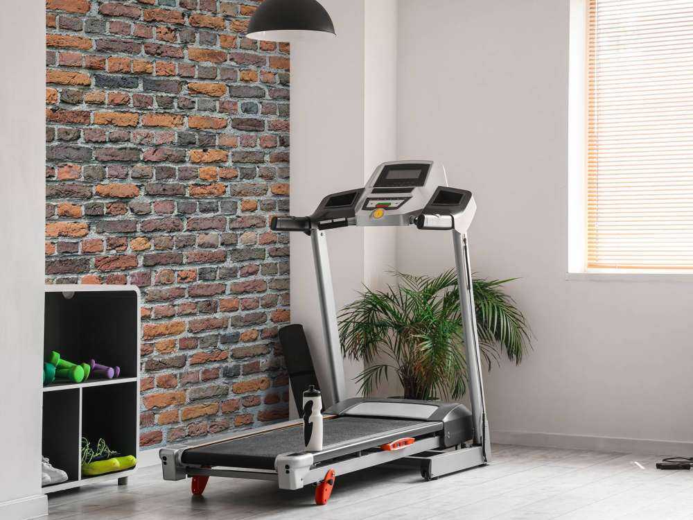 Ancien mur de briques restauré