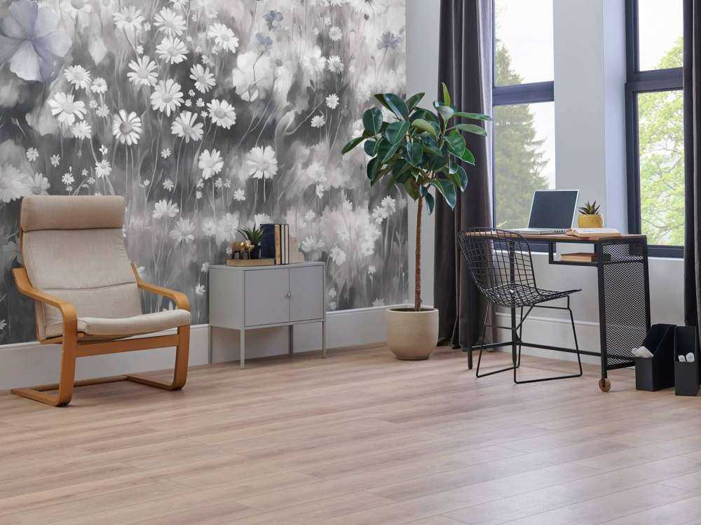 Végétation luxuriante d'été beige doux