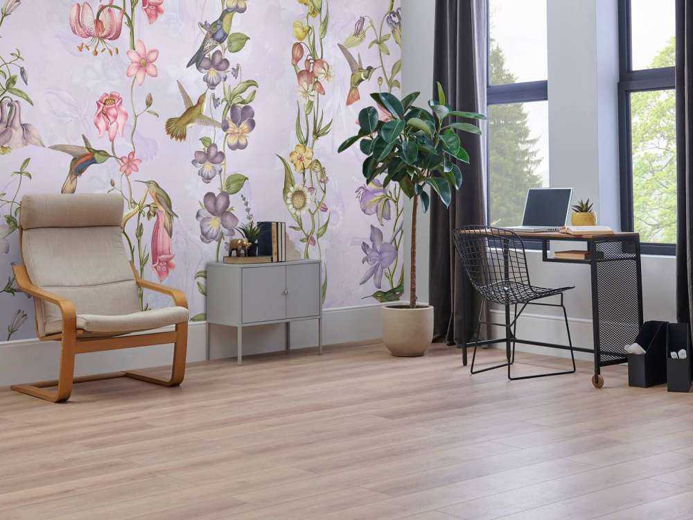 Weadow et Fleurs de Jardin Violet