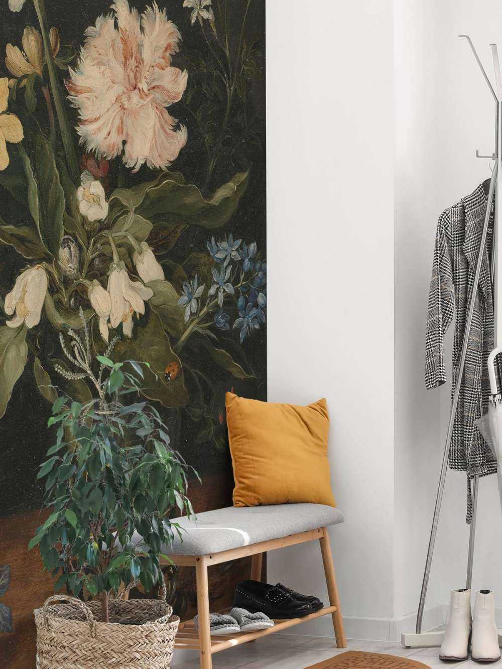 Nature morte aux fleurs dans un verre