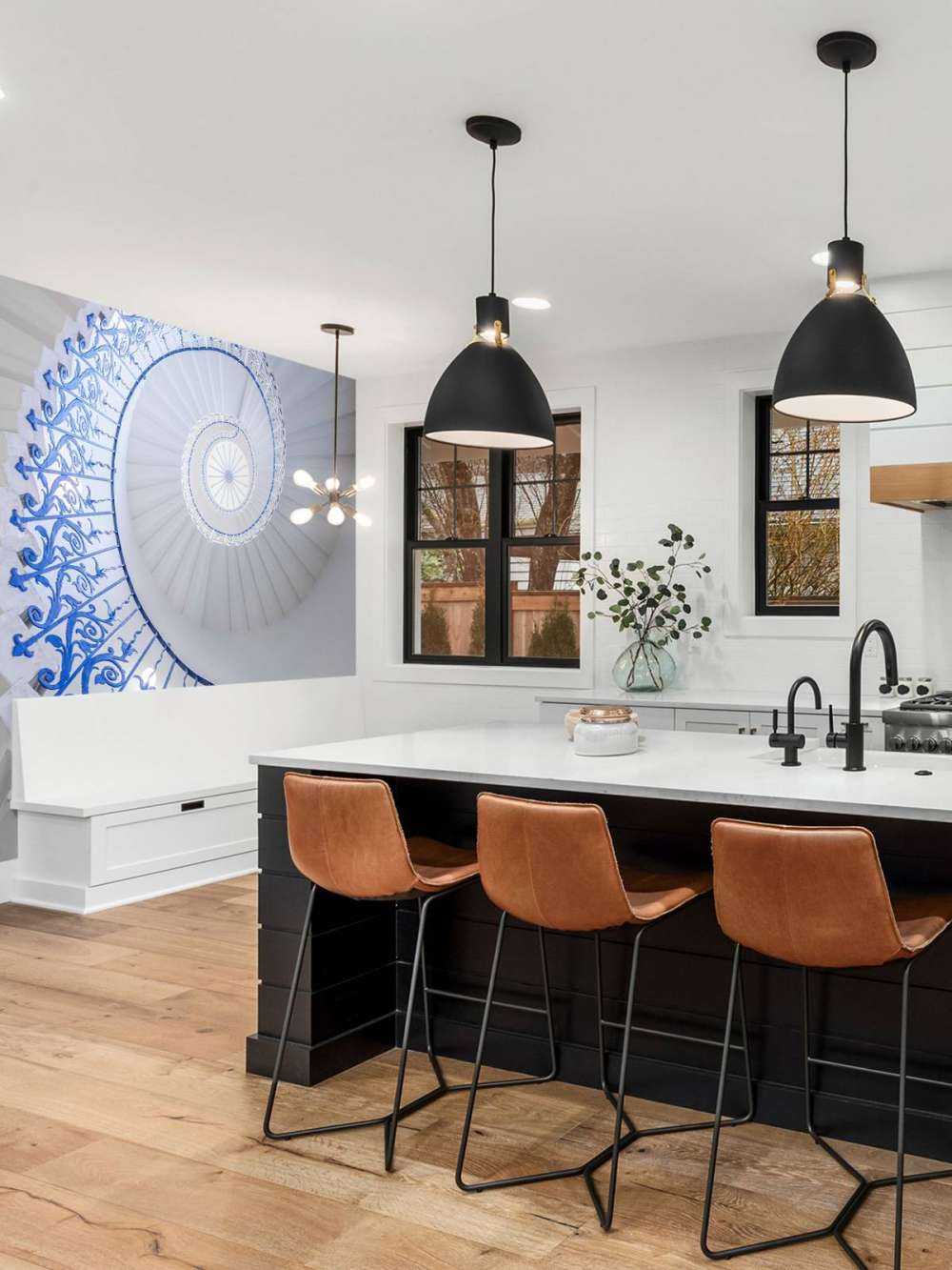 Structure en spirale futuriste avec lumière centrale