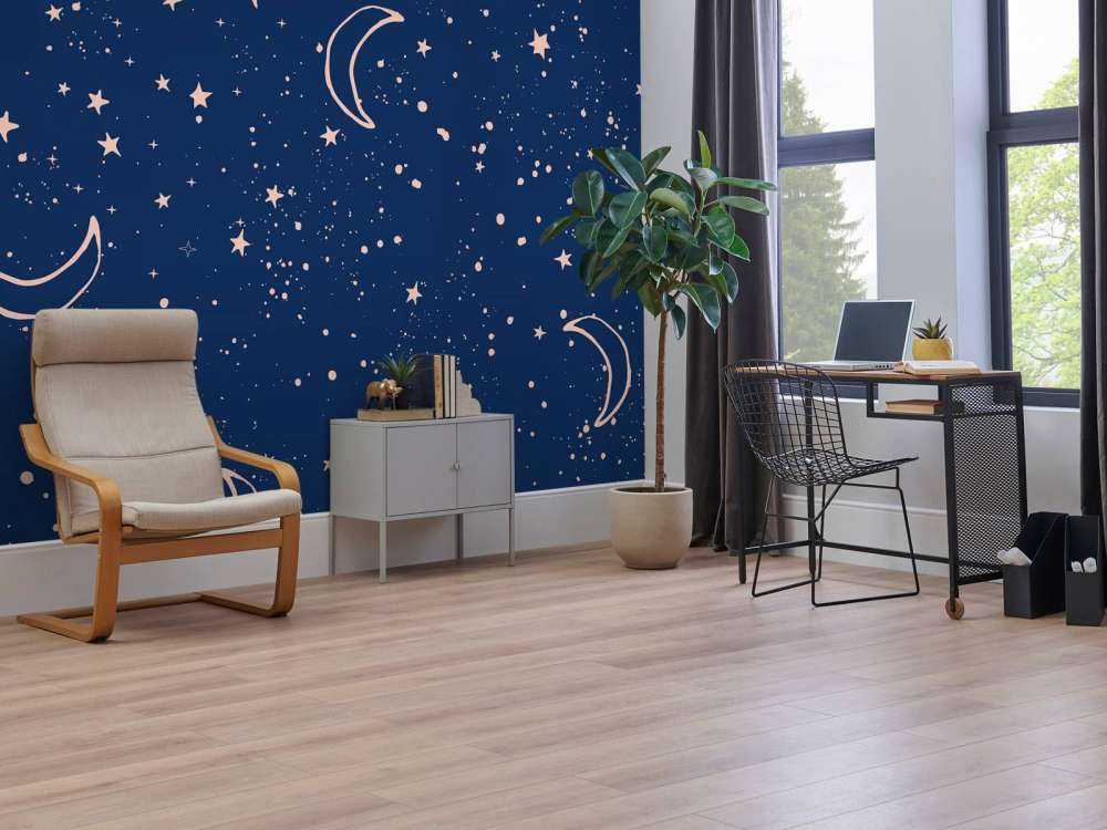 La lune et les étoiles en bleu nuit