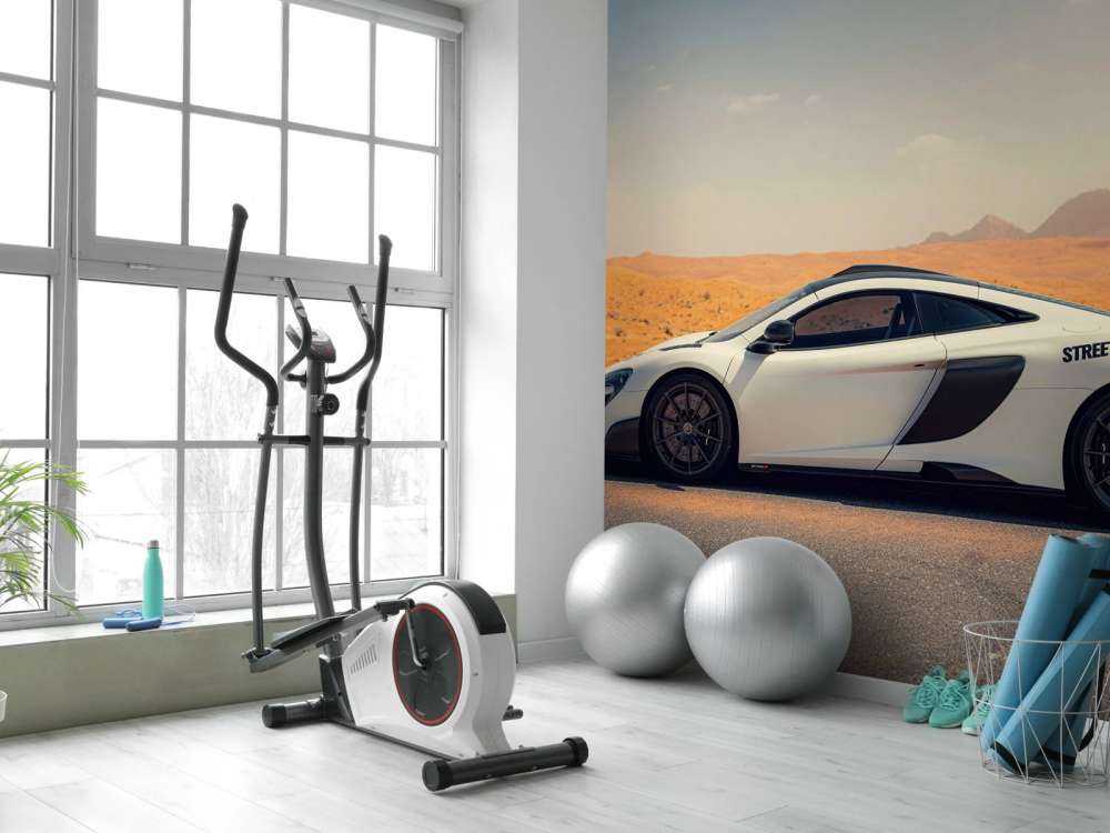 McLaren 675LT dans le désert