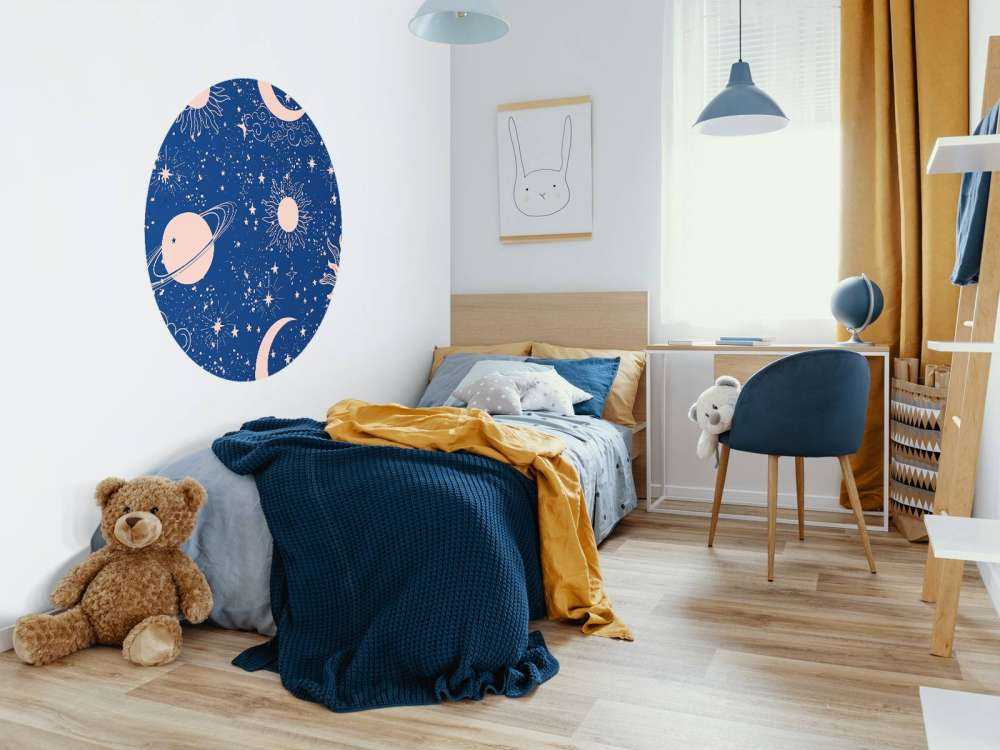 Soleil nocturne et ciel lunaire
