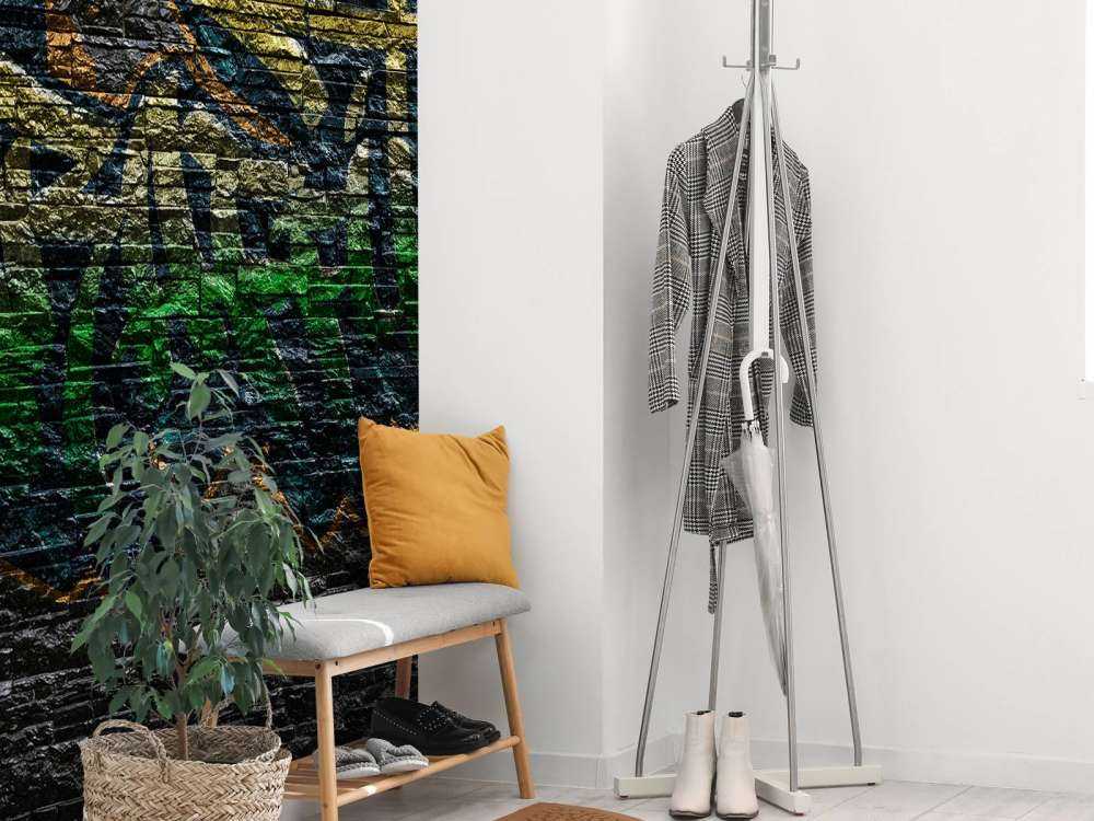 Graffitis sur des briques noires