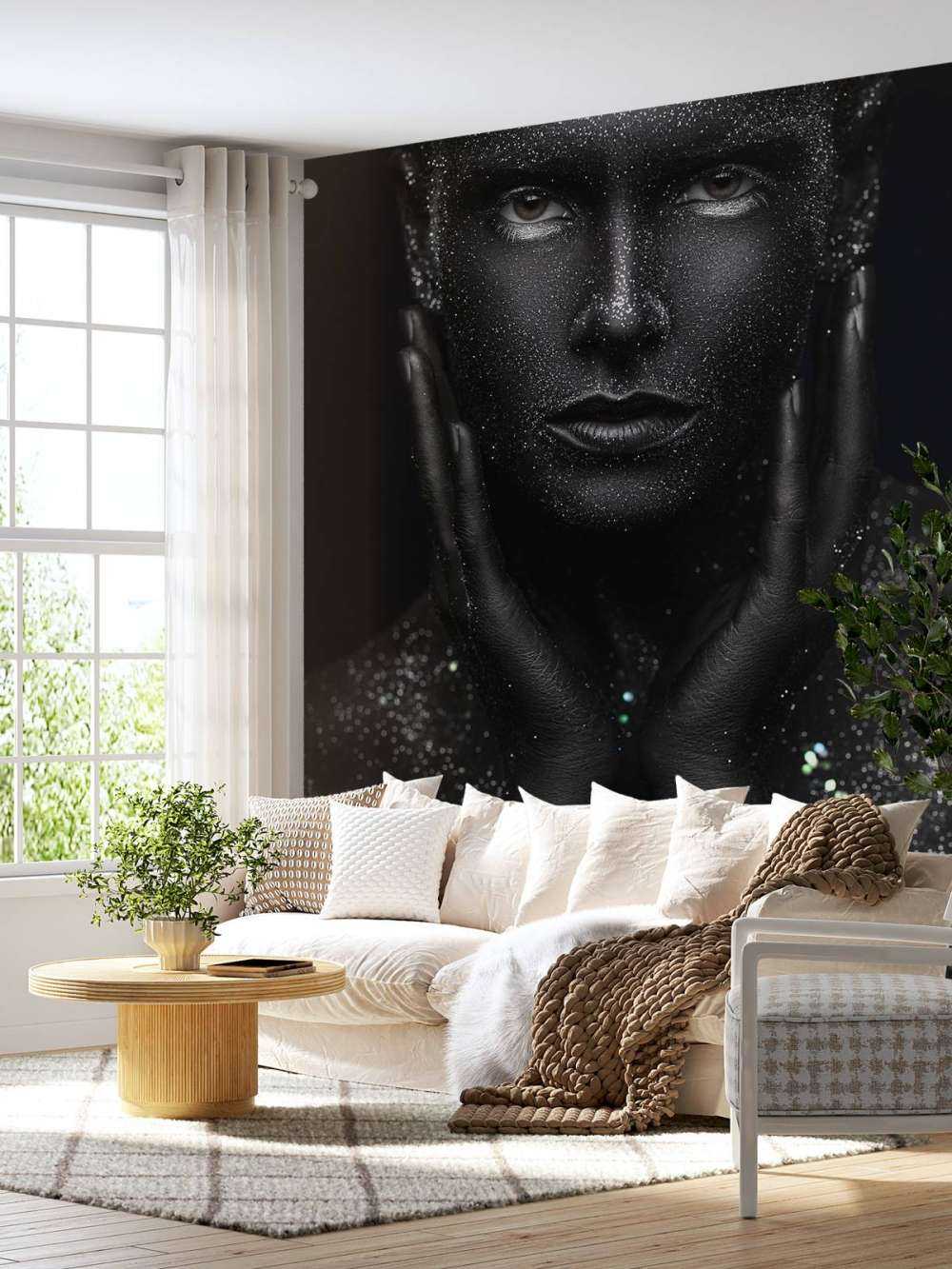 Femme aux paillettes