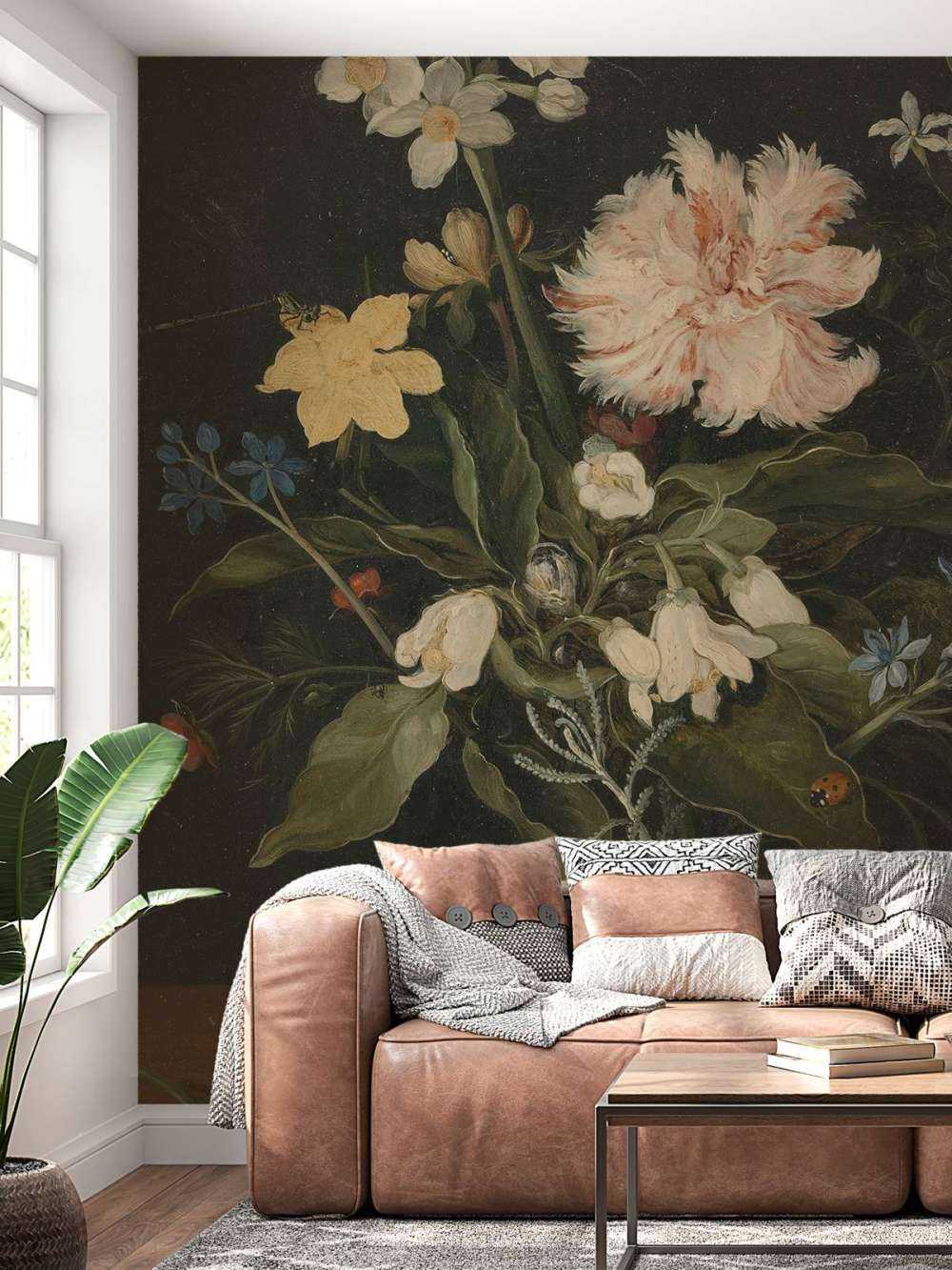 Nature morte aux fleurs dans un verre