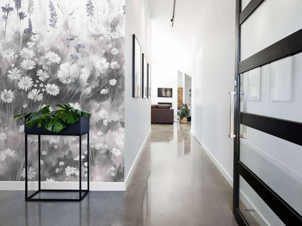 Végétation luxuriante d'été beige doux