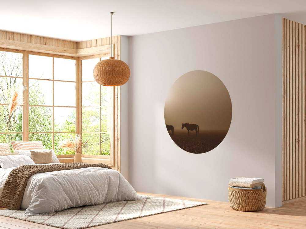 Chevaux dans la Prairie Brumeuse