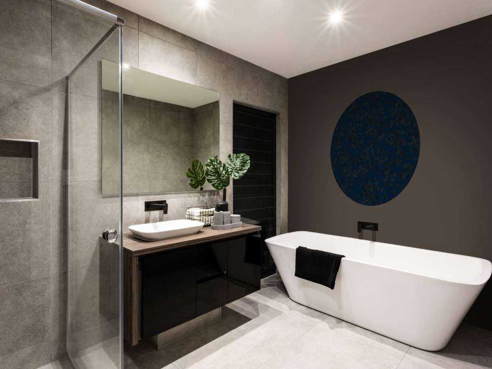 Petites feuilles foncées sur bleu nuit