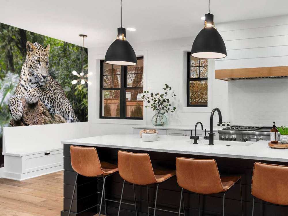 Un léopard sur une branche