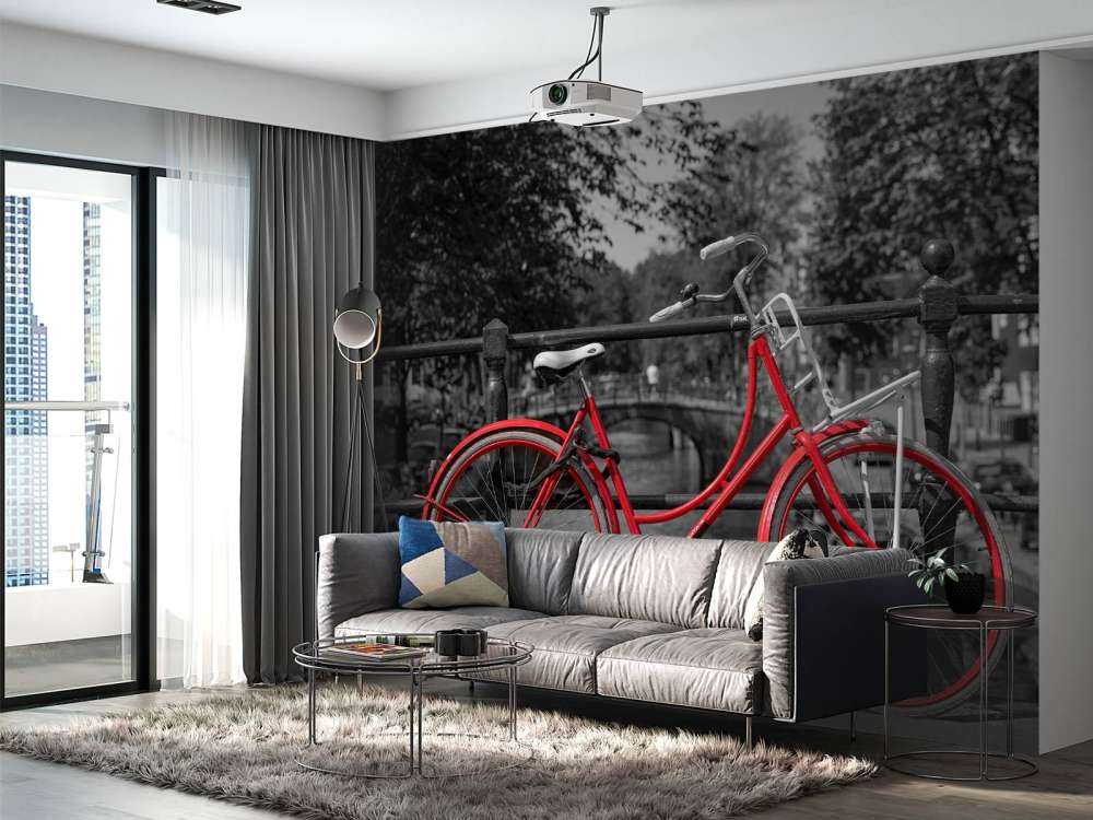 Vélo rouge sur le pont