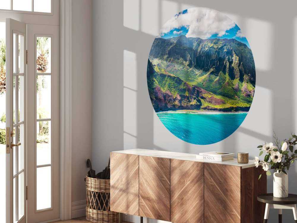 Montagnes le long de la côte