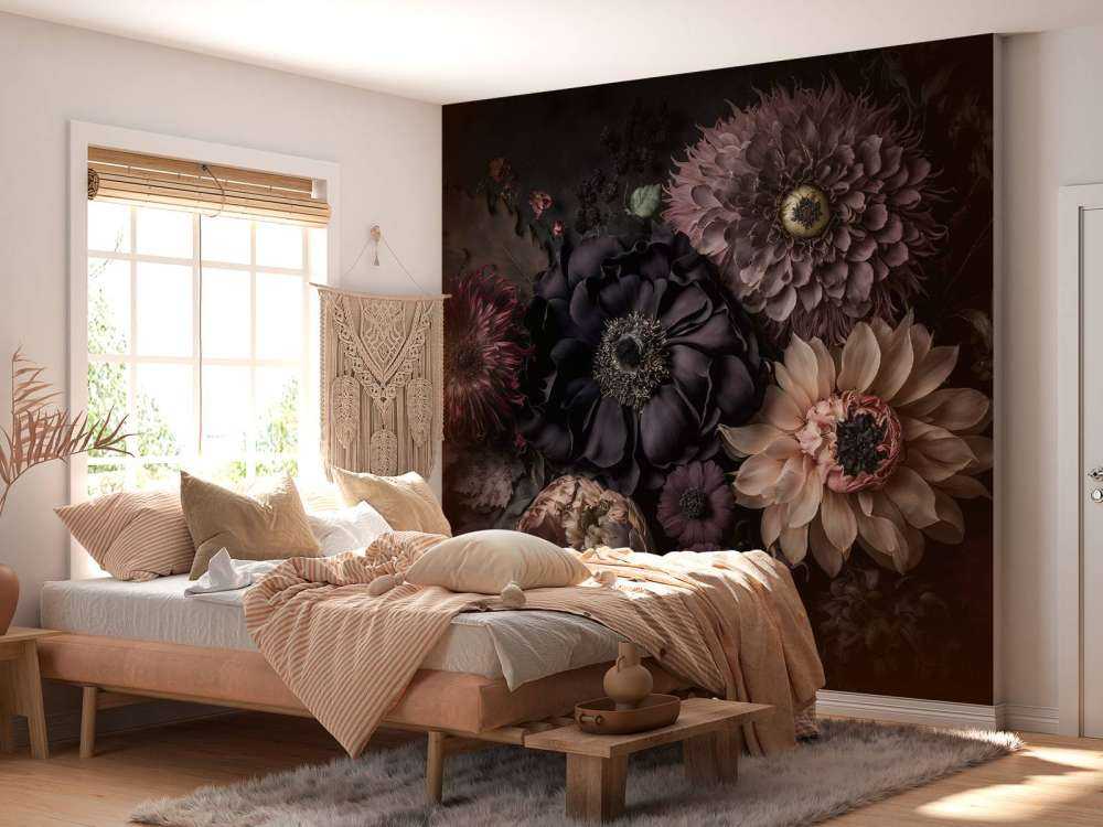 Fleurs sombres et mélancoliques, luxe bohème