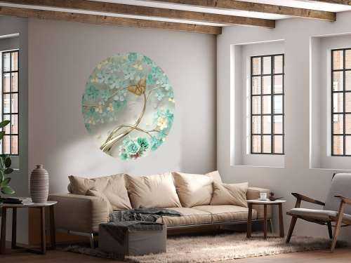 Arbre fantaisie doré avec des fleurs vertes