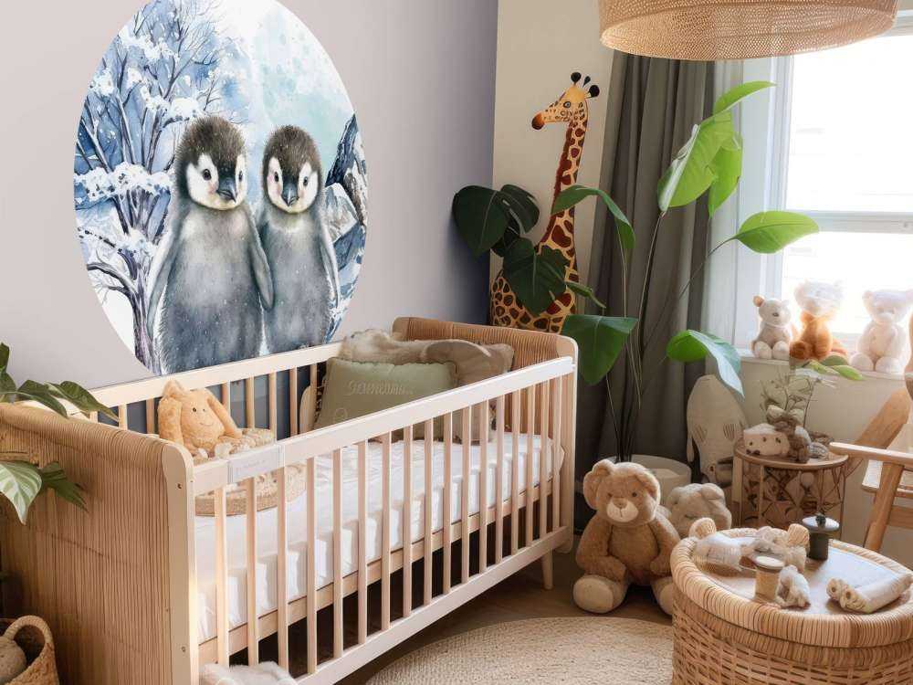 Des pingouins ombragés dans un paysage d'hiver