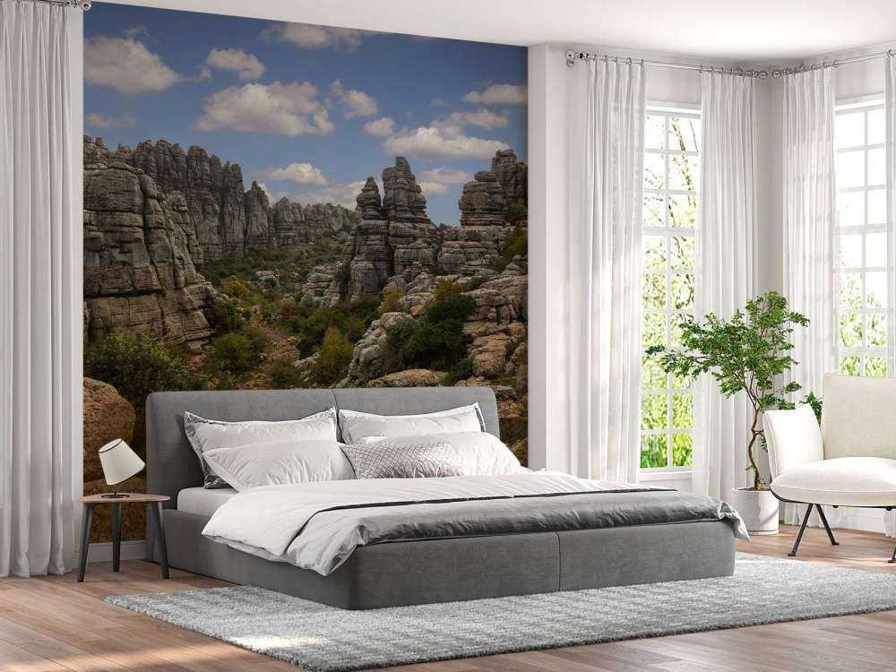 Roches avec ciel bleu