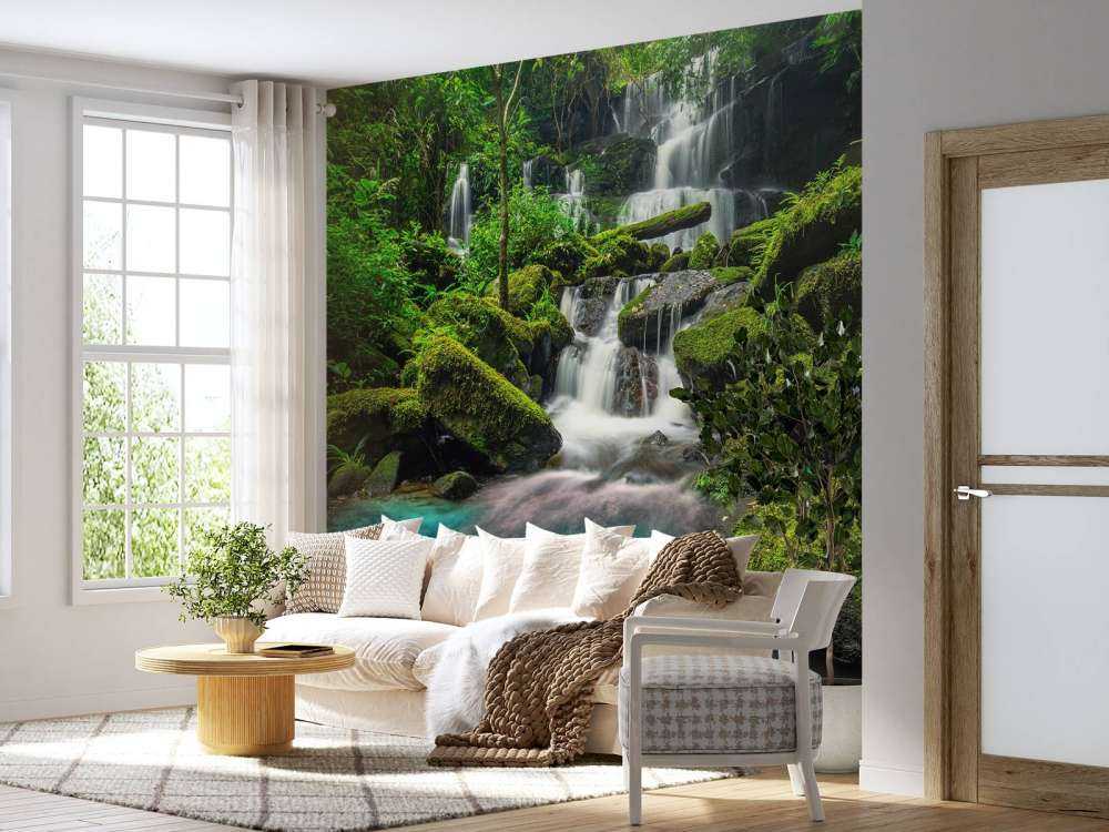 Chute d'eau dans une jungle