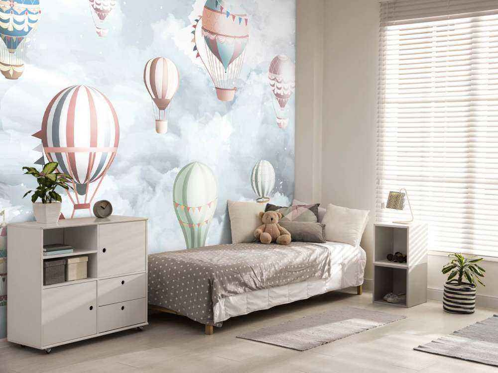 Dans les nuages bleus