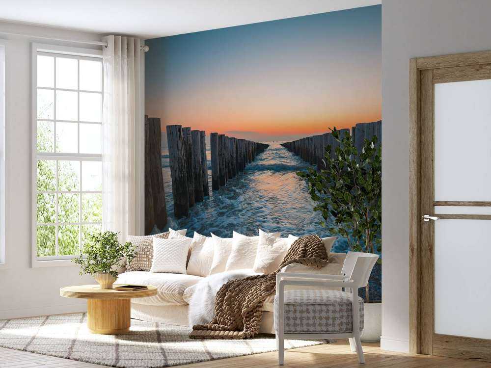 Brise-lames au coucher du soleil