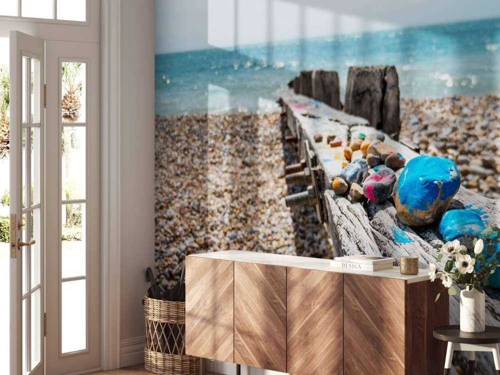 Plage avec des pierres