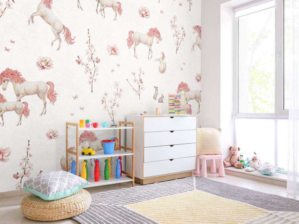 Unique Unicorn - White - 120