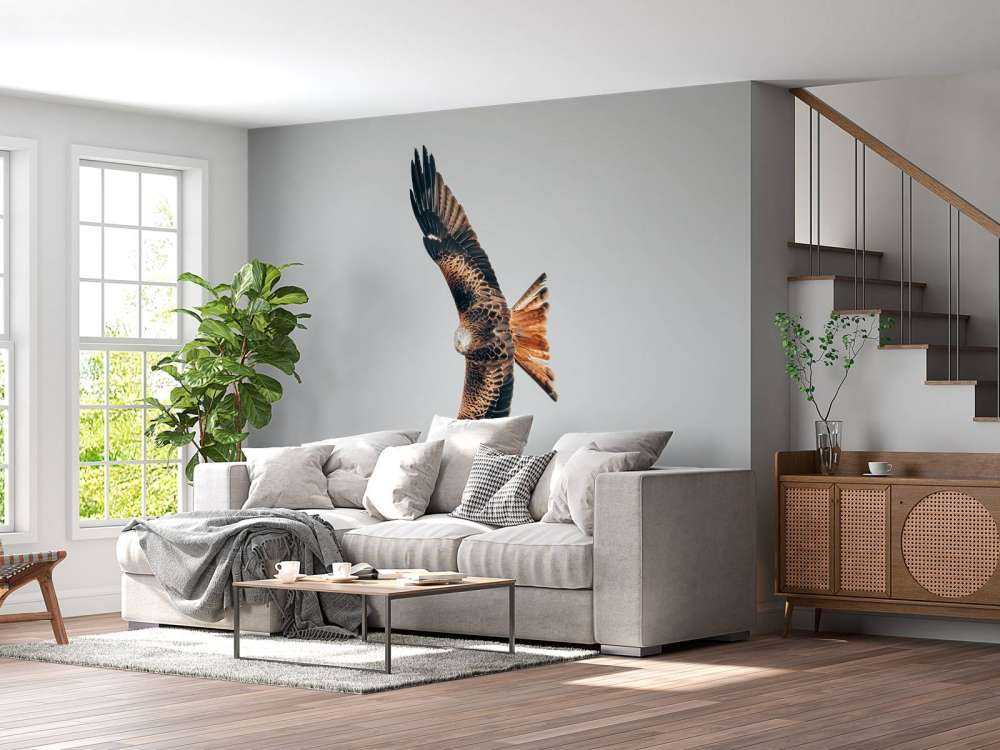 Cerf-volant rouge aux ailes déployées