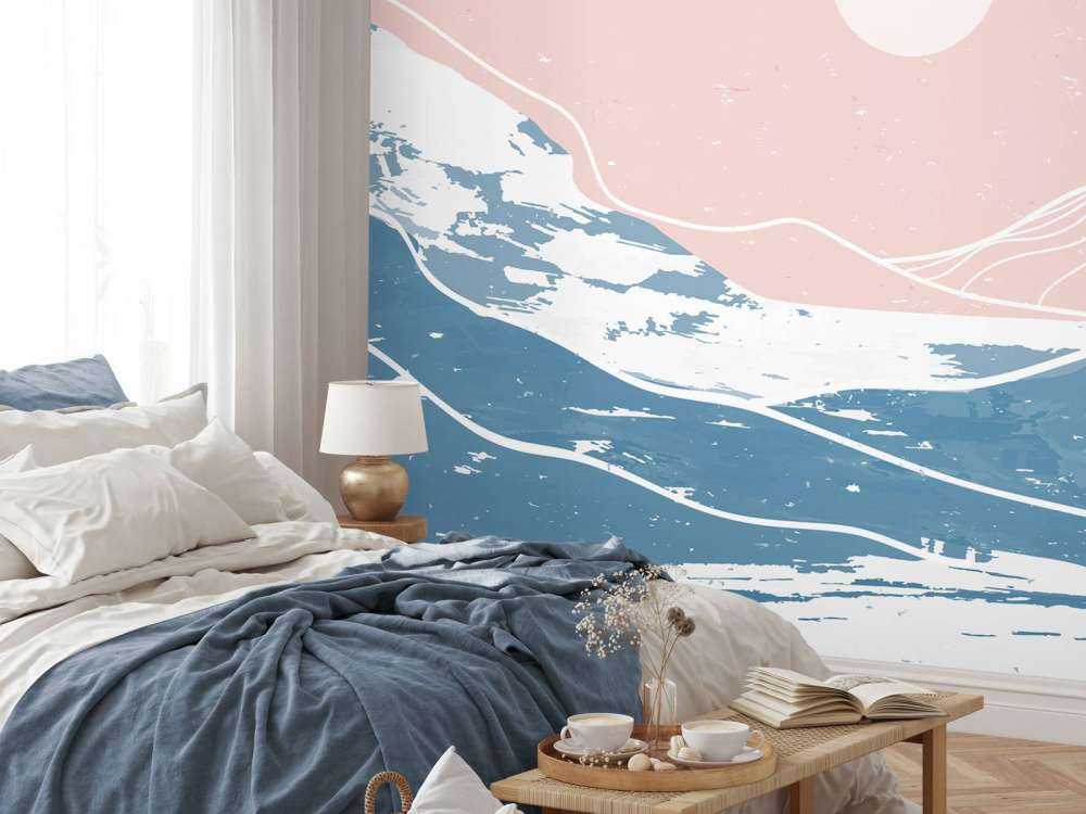 Montagnes d'hiver devant le soleil