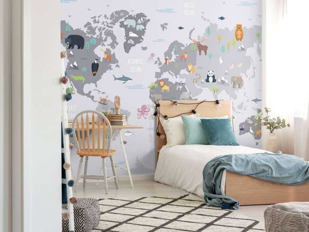 Carte du monde avec des animaux sauvages