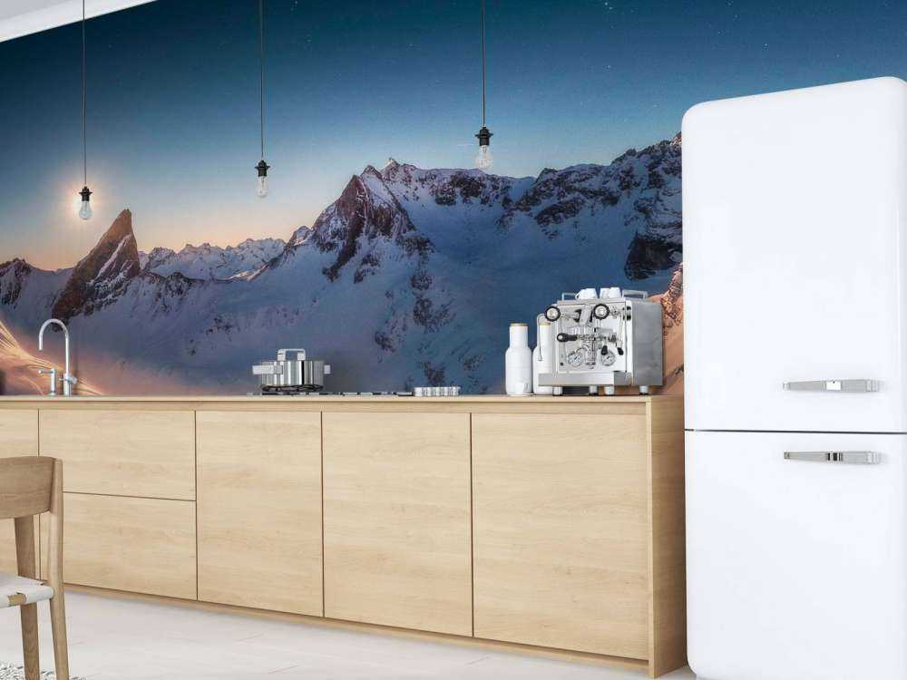 Lumière de lune sur un col silencieux