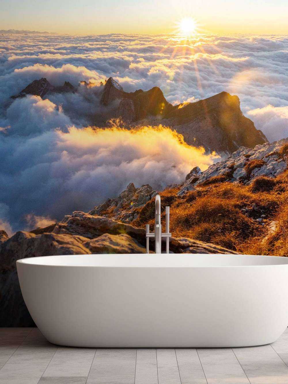 Lumière du soleil au-dessus de la mer de nuages