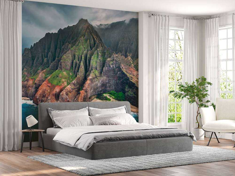 Falaises dramatiques sur la côte turquoise