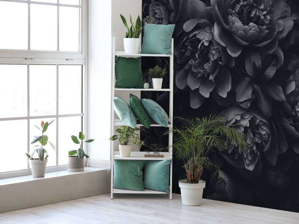Fleurs opulentes noires et grises