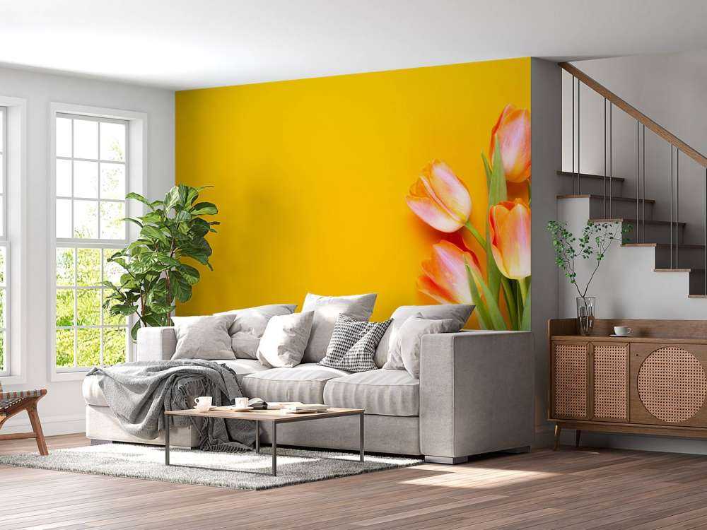 Tulipes sur le jaune