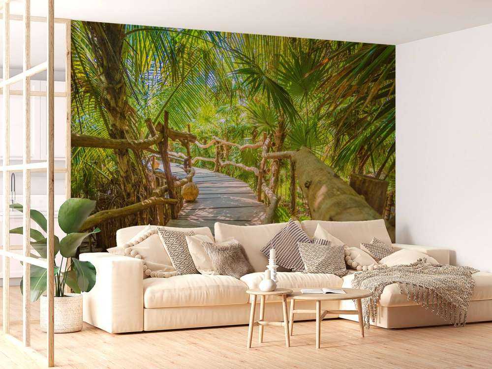 Pont dans la jungle tropicale