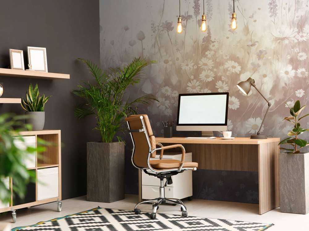 Végétation luxuriante d'été rose pâle