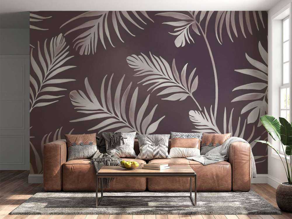 Feuilles dorées sur terre sombre