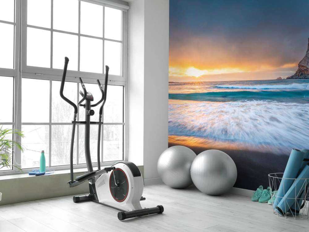 Coucher de soleil sur une côte accidentée