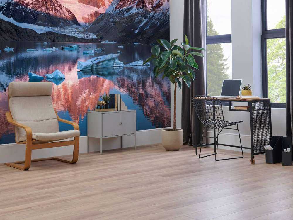 Lac de glacier avec lueur alpine en Patagonie.