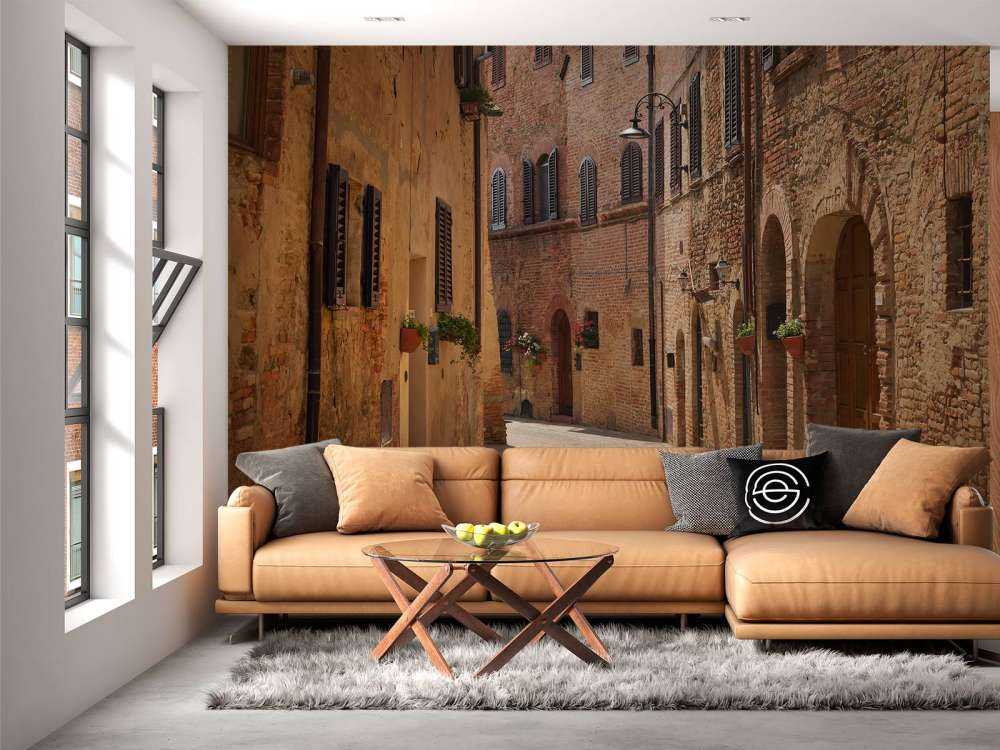 Rue classique avec des fleurs