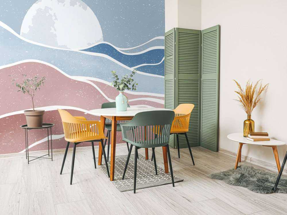 Vagues océaniques colorées avec la lune