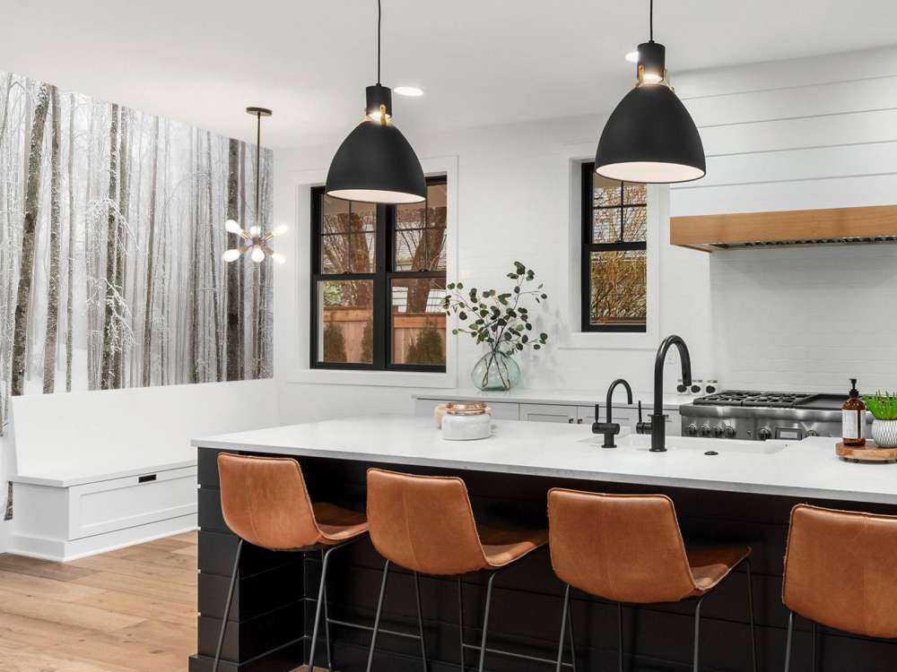 Forêt de hêtres avec de la neige