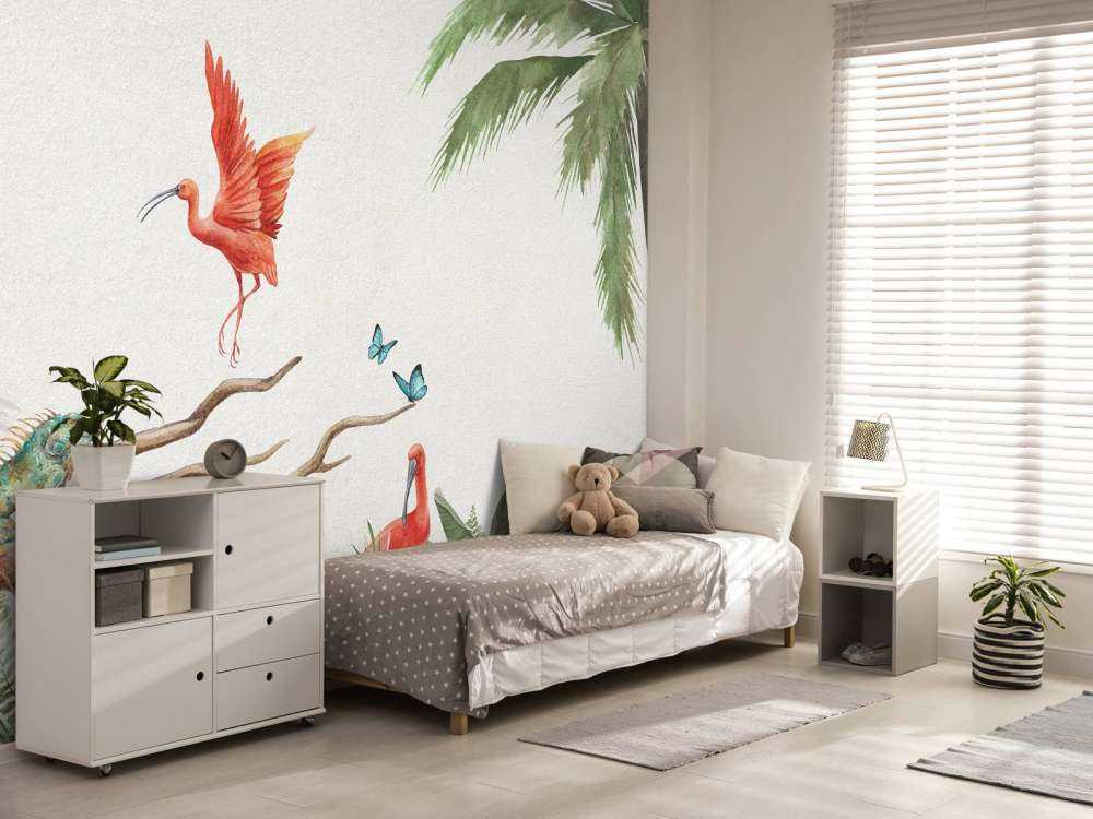 Branche avec des animaux de la jungle