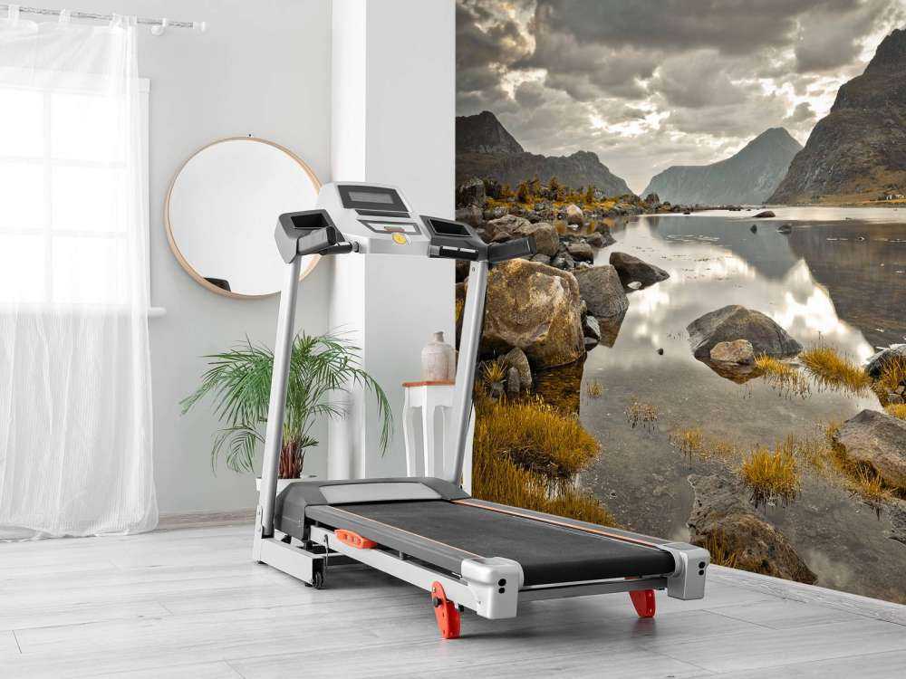 Les îles Lofoten dans les nuages