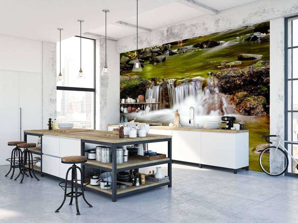 Petite cascade détaillée