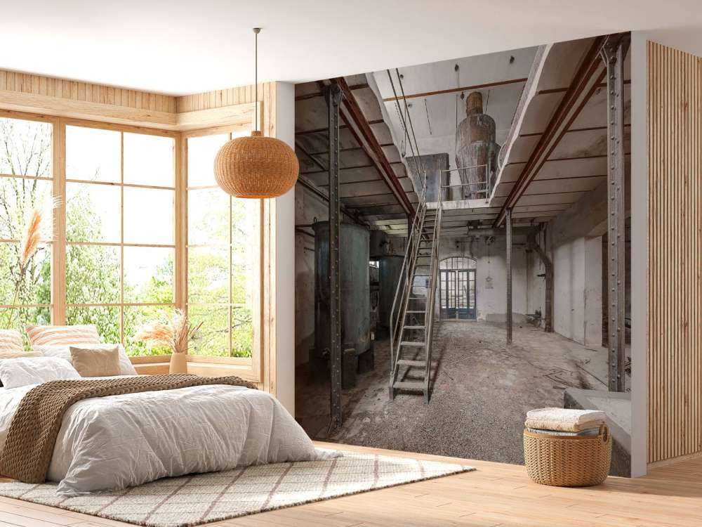 Ancien hall d'usine abandonné