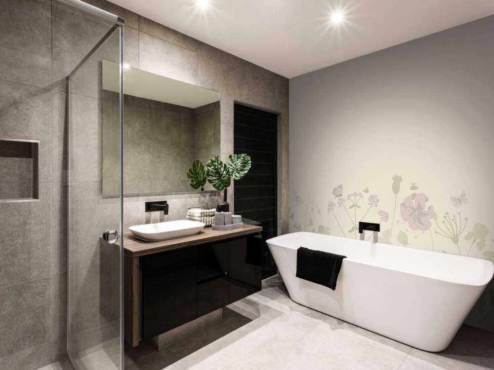 Champ de fleurs avec papillons beige et vieux rose