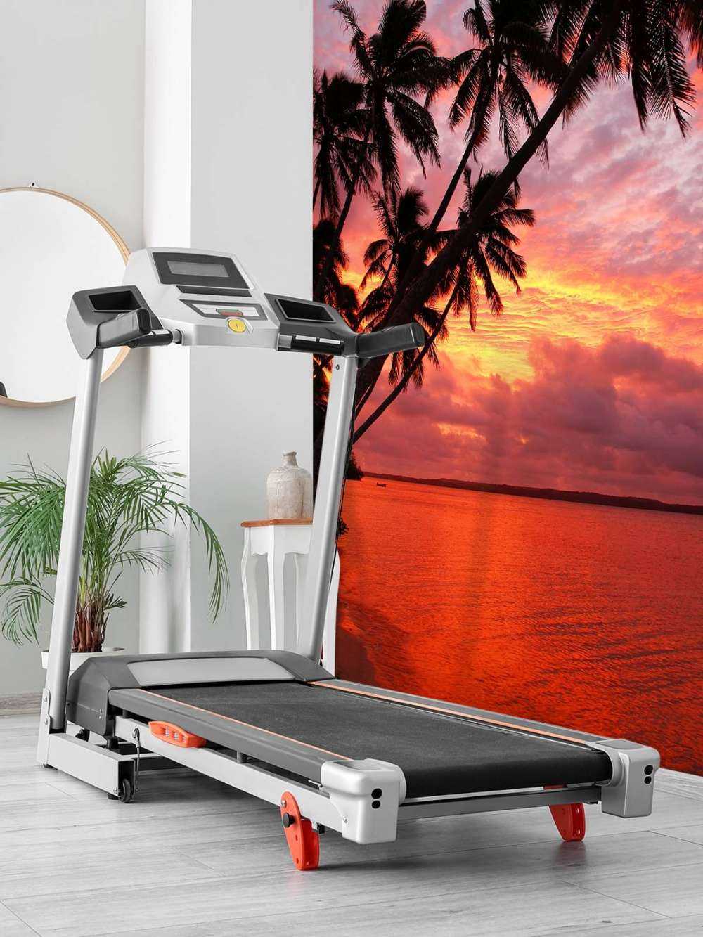 Palmiers au-dessus d'un océan rouge